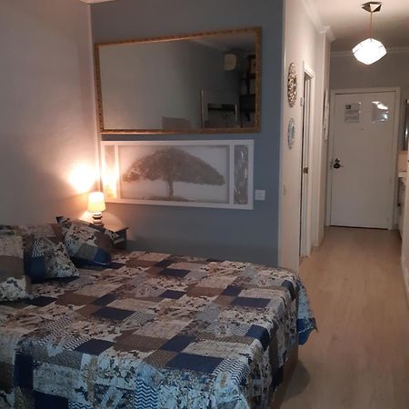 Espacio Amalia Triana Sevilla Kültér fotó