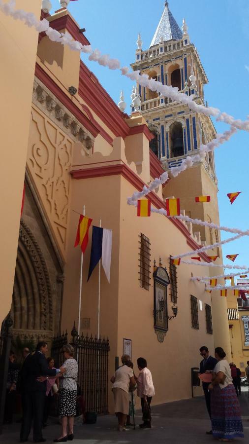 Espacio Amalia Triana Sevilla Kültér fotó