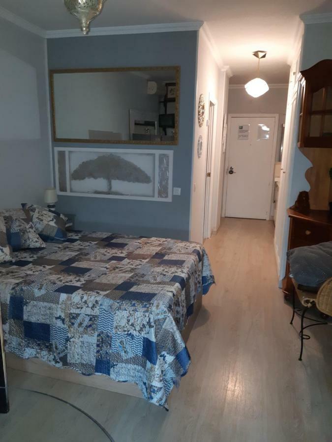 Espacio Amalia Triana Sevilla Kültér fotó