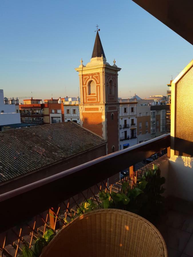 Espacio Amalia Triana Sevilla Kültér fotó